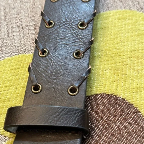 Brown Peace Belt - Picture 5 of 6